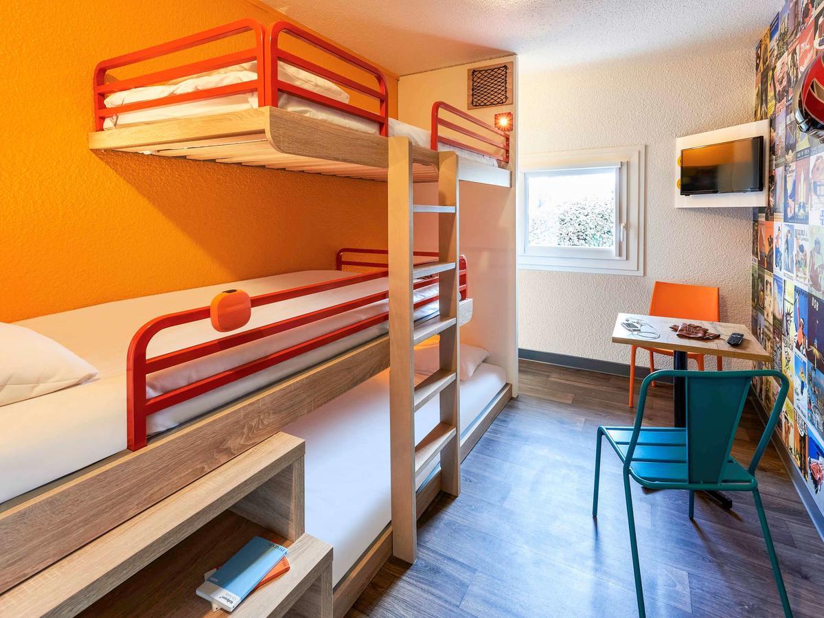 Hotelf1 Lyon Gerland Венисьё Экстерьер фото